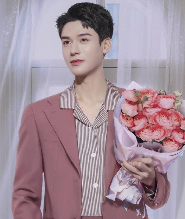 龚俊过于忙碌了,2个晚会1个代言,打个卡还被当地文旅局认领_青岛市