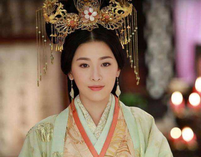 要知道她本来只是平阳公主的一名歌姬.