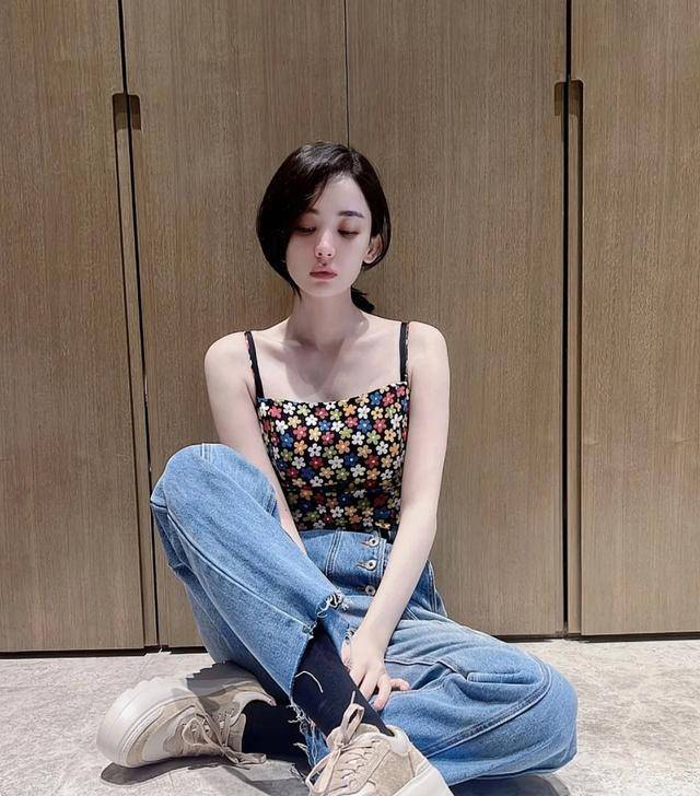 徐开骋古力娜扎评论区现状:徐开骋连累妈妈被吐槽,娜扎被翻旧账_张天