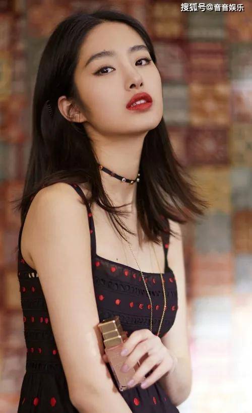 杨采钰,30岁性感尤物,比刘亦菲更妩媚有料!_魅力_风采_女性