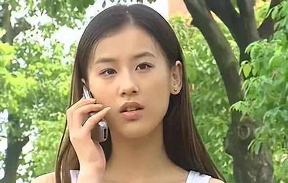 "豪门阔太"黄圣依:投靠杨子与颖儿夺c位,今与婆婆关系引盛赞_杨紫