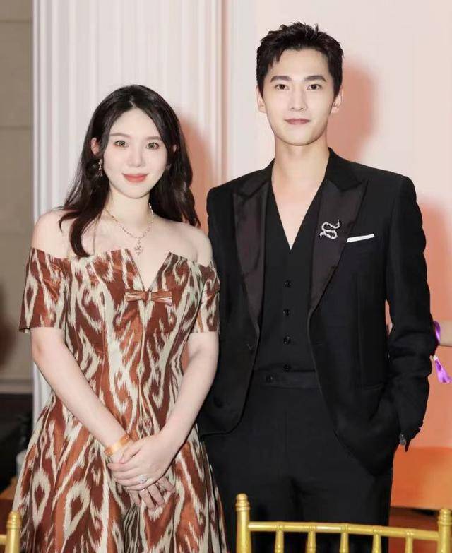 "寸头"也好看的男明星,除了杨洋,还有35岁的李易峰_发型_花美男_拇指