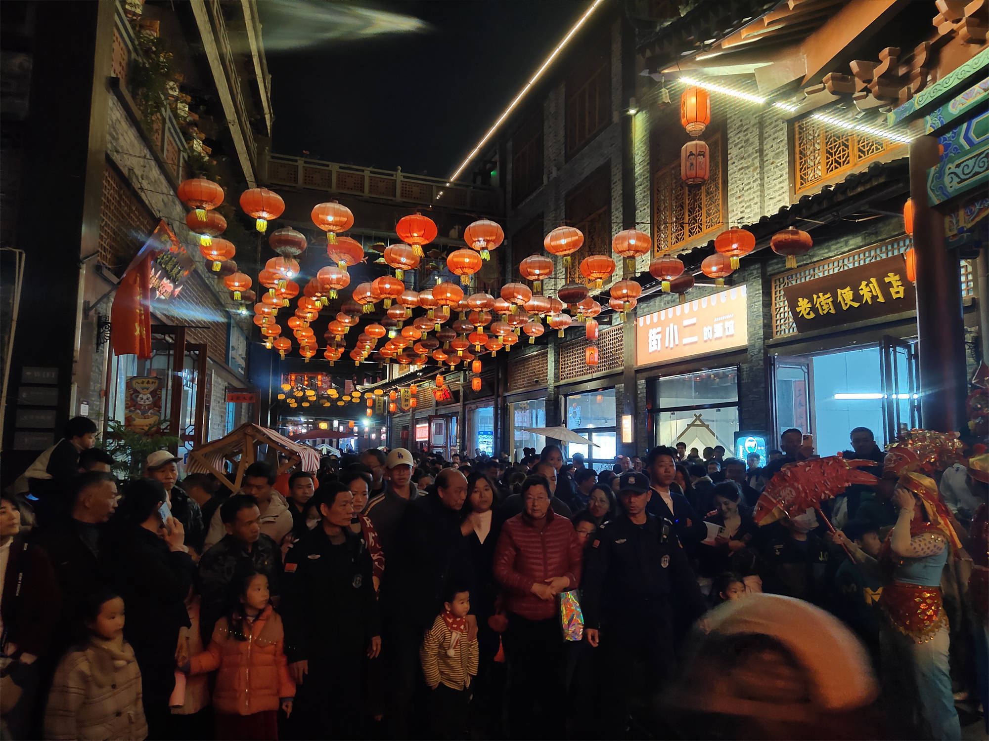 吉安廬陵老街開街六週年跨年晚會精彩紛呈_活動_遊客_鯉魚