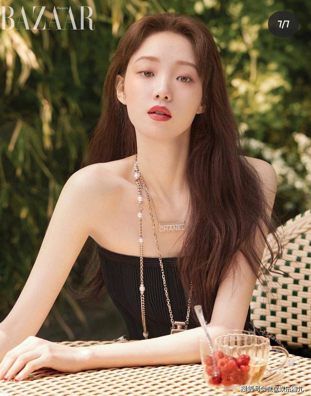 "南韩腿精"李圣经,天使面孔魔鬼身材!