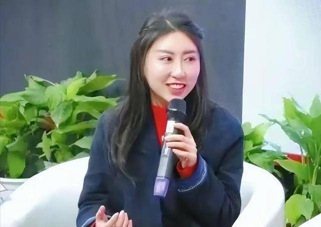 贾浅浅担任西北大学副教授,她是否教会学生研究贾平凹?