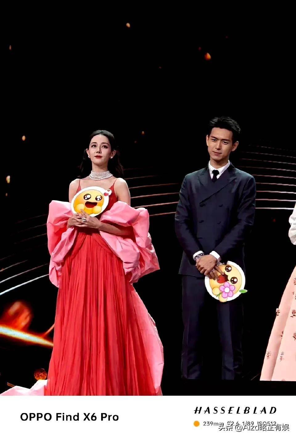 微博之夜尴尬名场面,杨紫被嘲女仆,杨幂不想和刘亦菲同框_颁奖_礼服