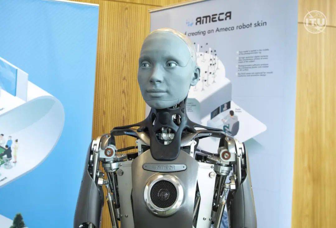 人形机器人将超200亿台,汽车之后人类家庭重大需求_表情_索菲娅_情感