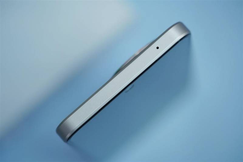 柔光+环闪 远近都能拍！vivo S18e评测：2千档最懂人像的手机(图9)