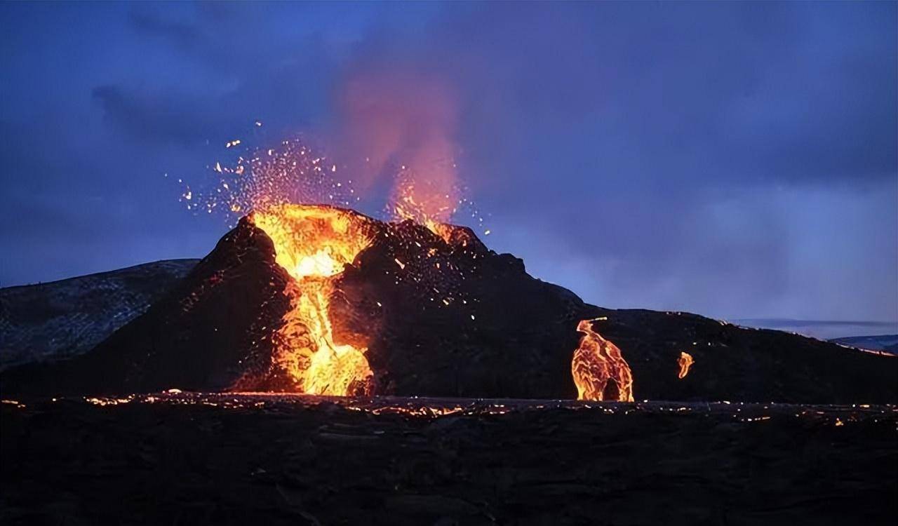 火山噴發有多可怕?一夜消失的龐貝古城,2000年後給出