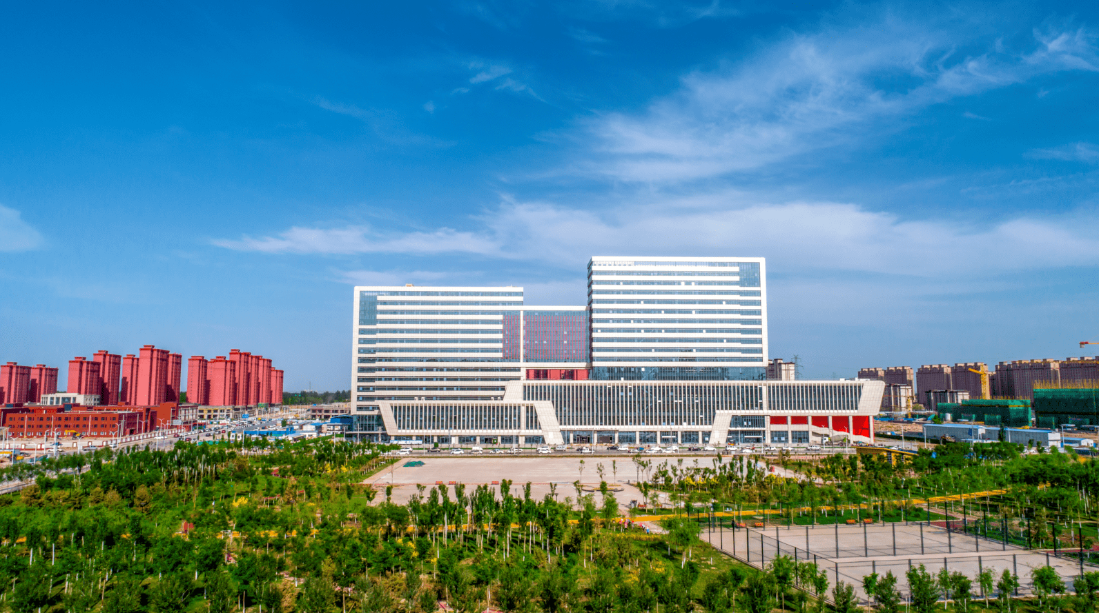 (宝丰健康城2万平米体育运动中心)