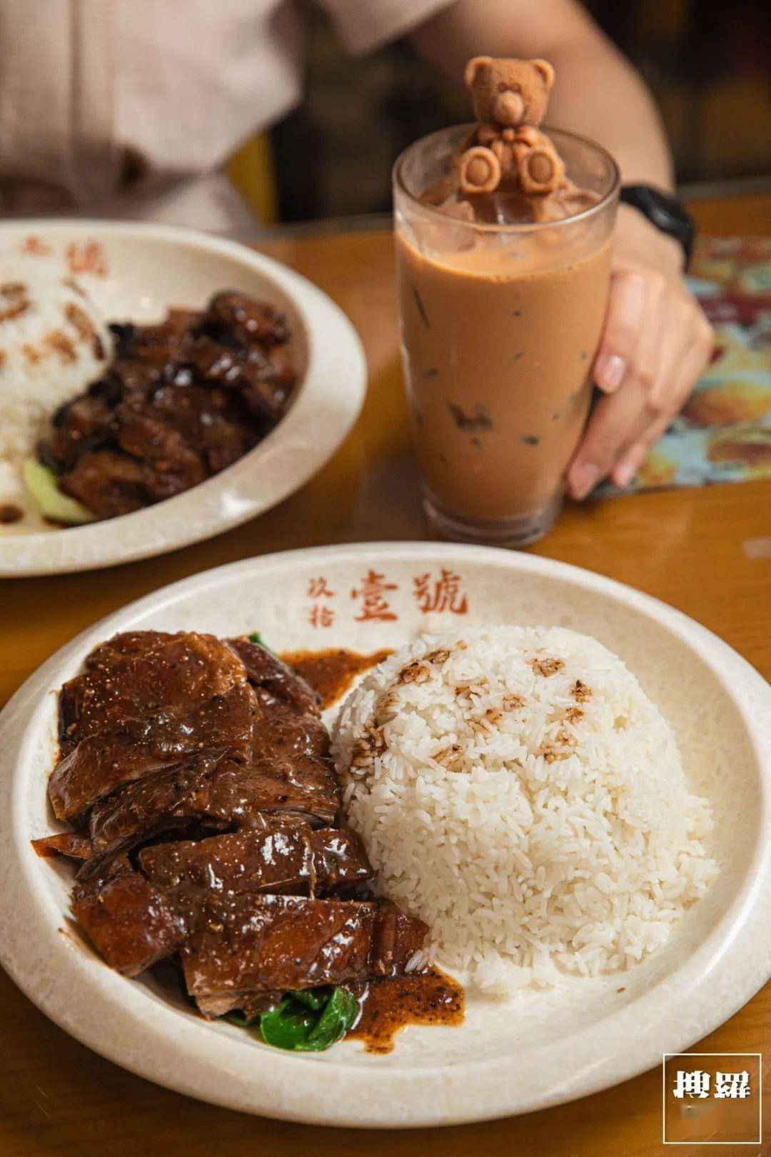 黑金流汁烧鹅,脏脏叉烧,啤啤柠檬茶全线上新!