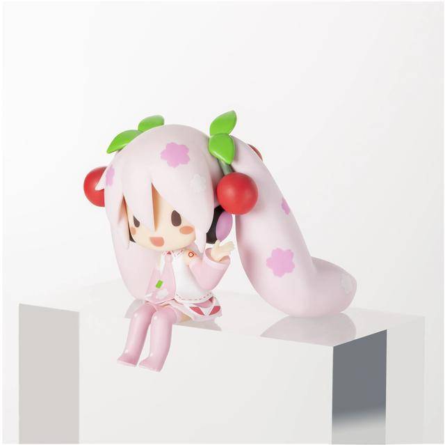 哔哩哔哩独家初音未来樱初音q版手办欣赏超高性价比