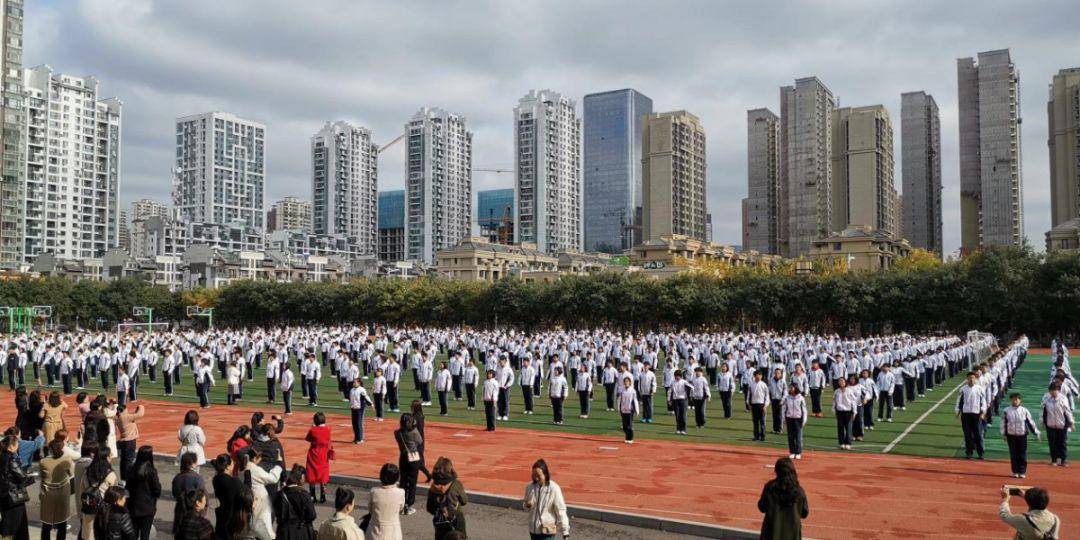 沈阳南昌中学长白校区图片