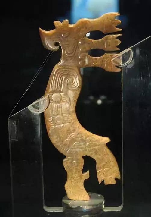 河南三门峡虢国博物馆:馆藏西周玉器,巧夺天工,惊艳千古!_墓地