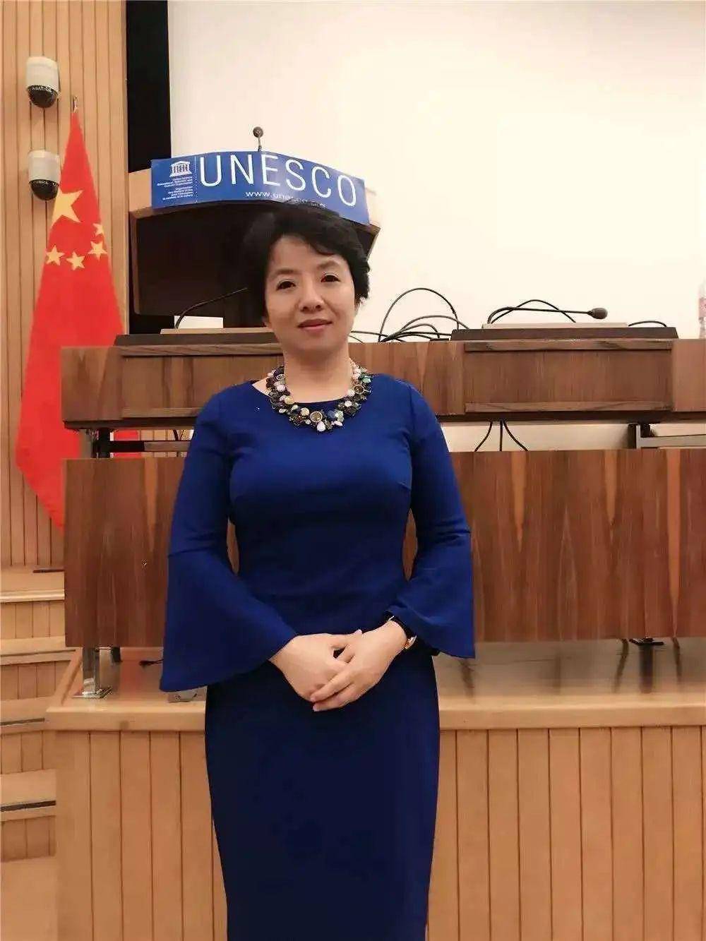 凤凰文艺 | 长篇历史小说《范公堤》在盐城首发云发布