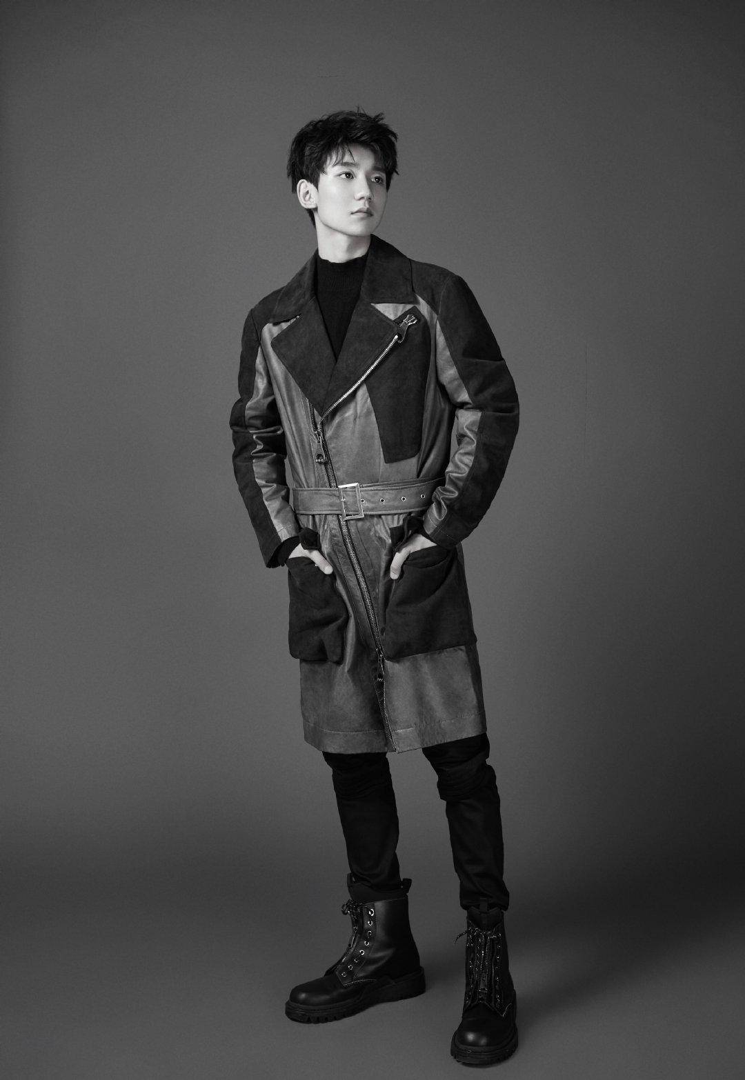 王源有质感的黑白照片,每一张都有着属于他的独特_app