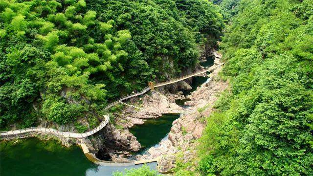 大黄蜂户外团队帖山水磐安乌石村舞龙峡十八涡景区2日游