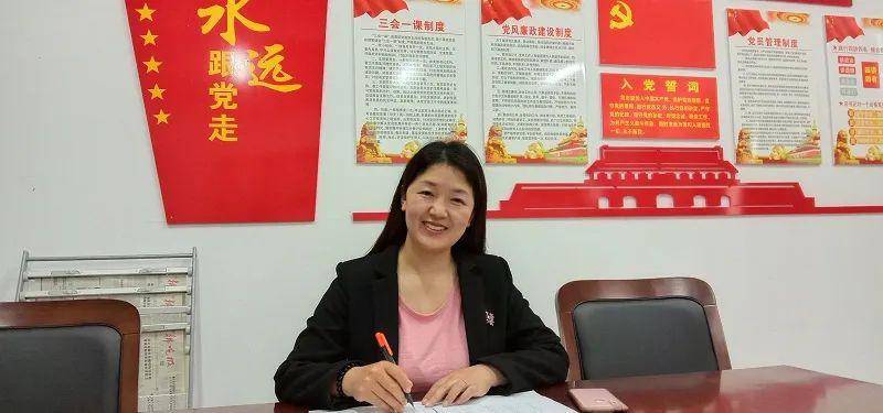 点赞| 近3万人同时在线观看,泗县这位女教师把网课