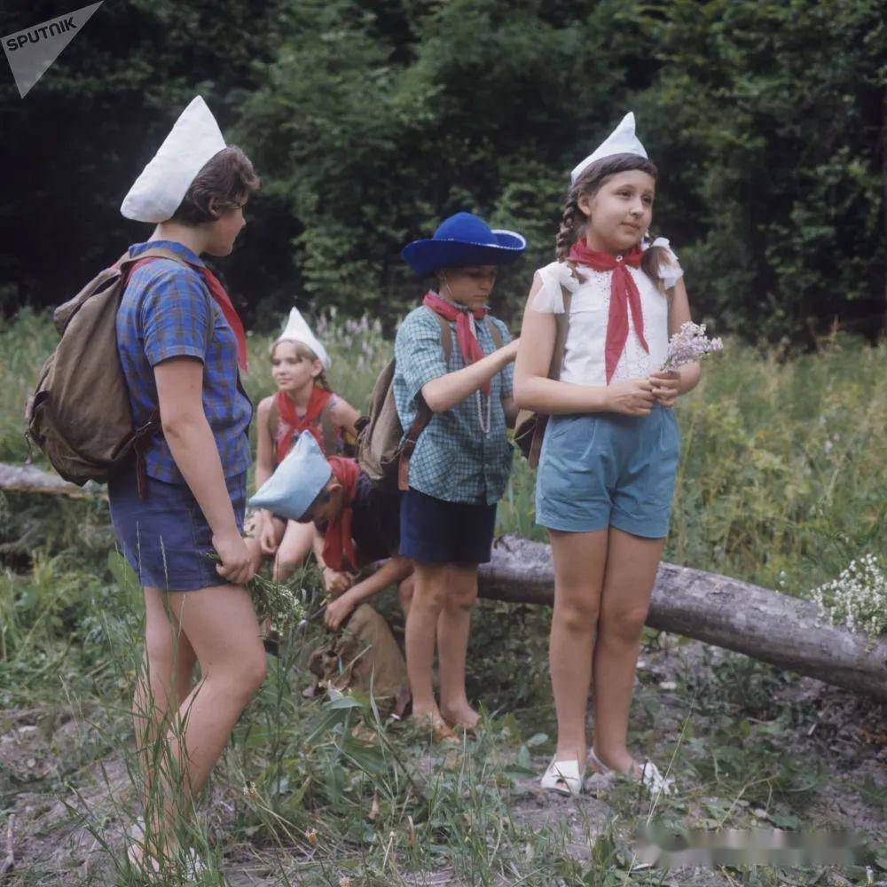 图集:苏联少先队员多姿多彩的生活