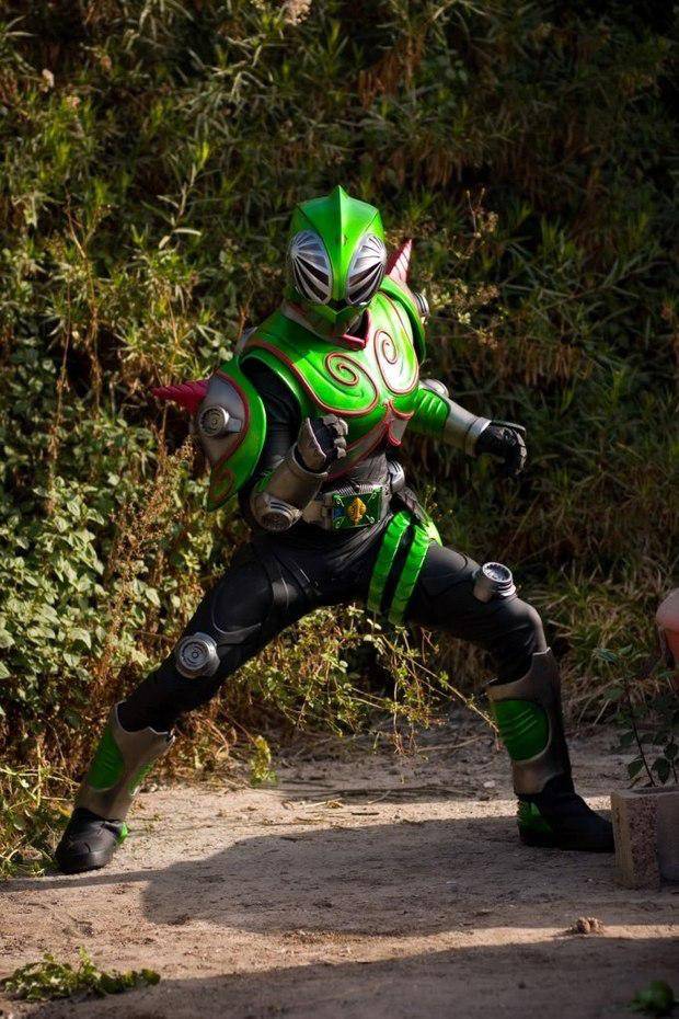 假面骑士龙骑!no.11妖翠!拥有的卡片以及功能分析!让你开眼界_契约