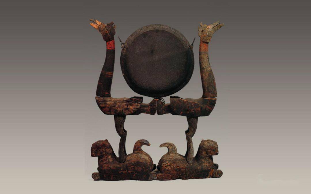 彩绘鸟座虎架悬鼓 木胎 战国