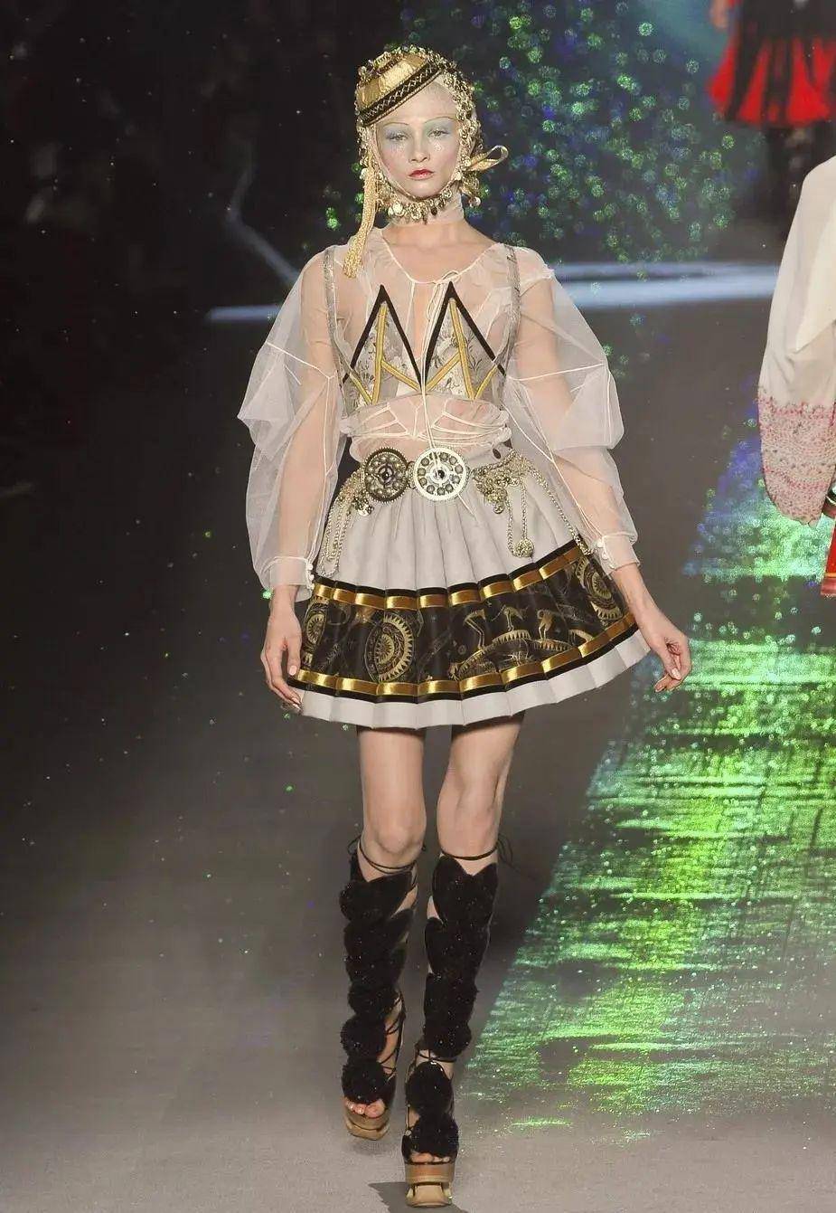 john galliano丨重温"海盗爷"的极致浪漫