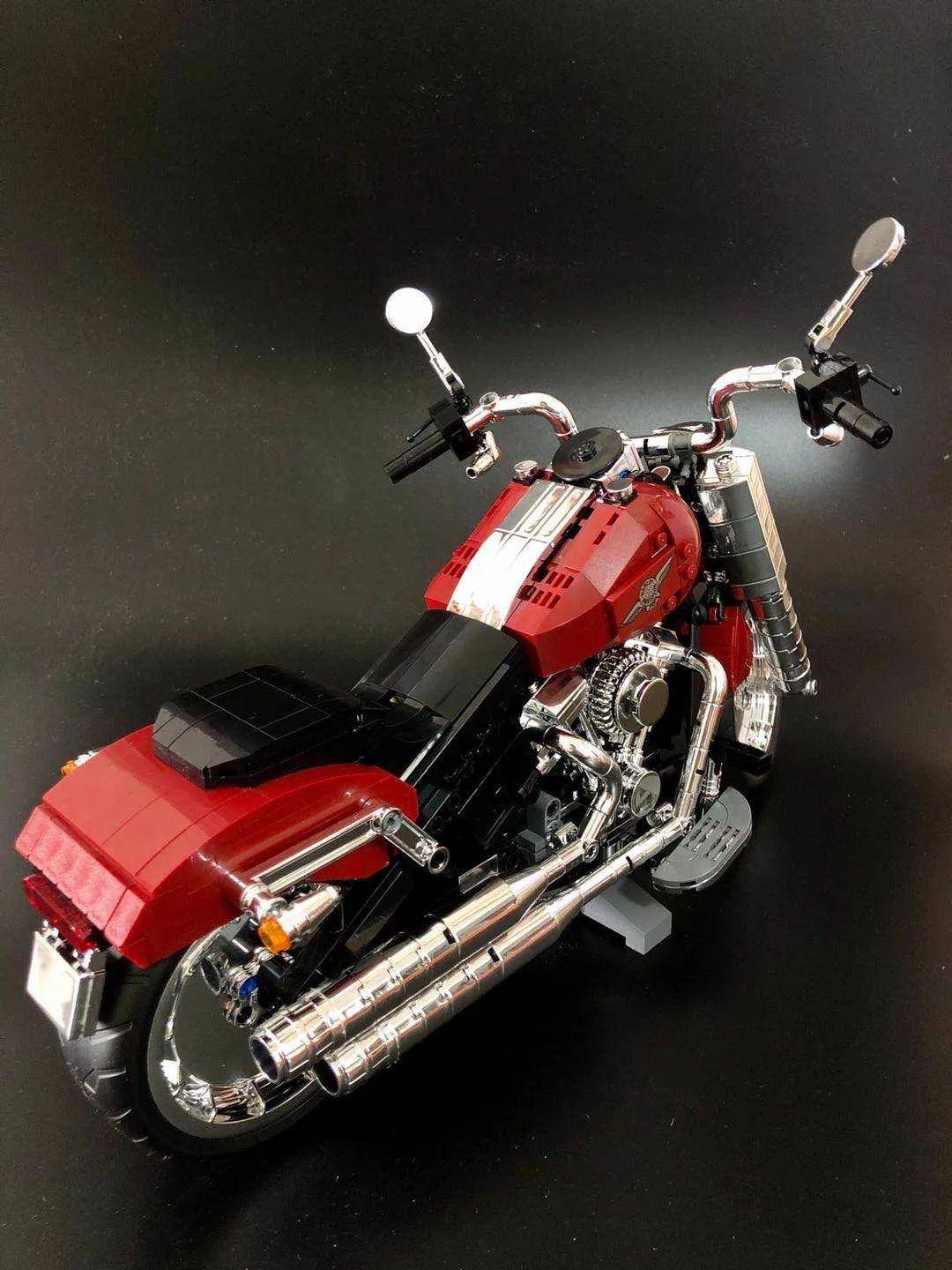 圈子团购乐高的10269哈雷肥仔果然电镀版本完全的脱胎换骨散发精致的