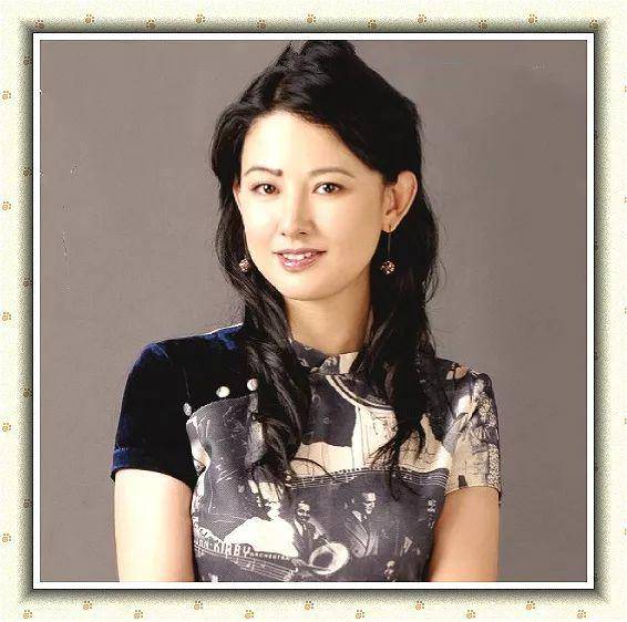 齐白石孙女作画,落款这四个字令人反感…_齐慧娟