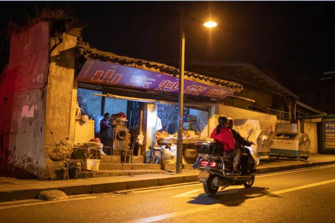 西昌南街:从古老城墙到街巷里弄的岁月光影