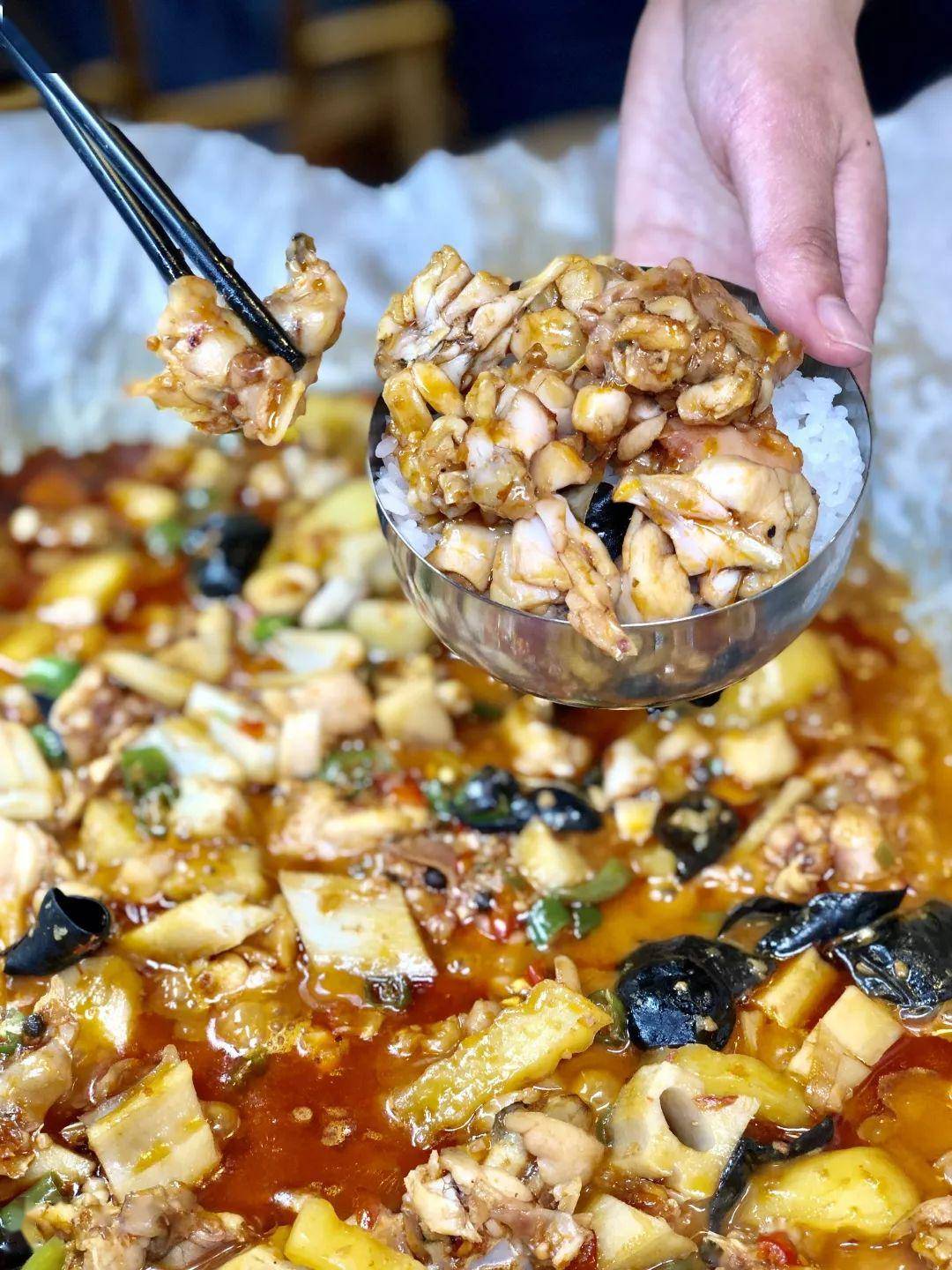 在云浮纸包鱼不算啥?纸包牛蛙才牛叉!_美食