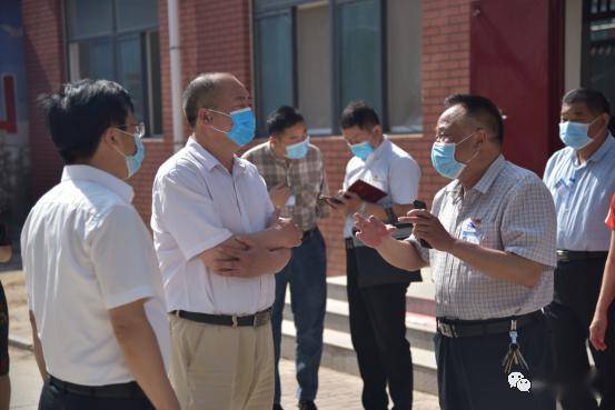 濮陽市紀委監委胡超增,齊向前,劉長雲等督查市直油田各學校 瞅瞅都去