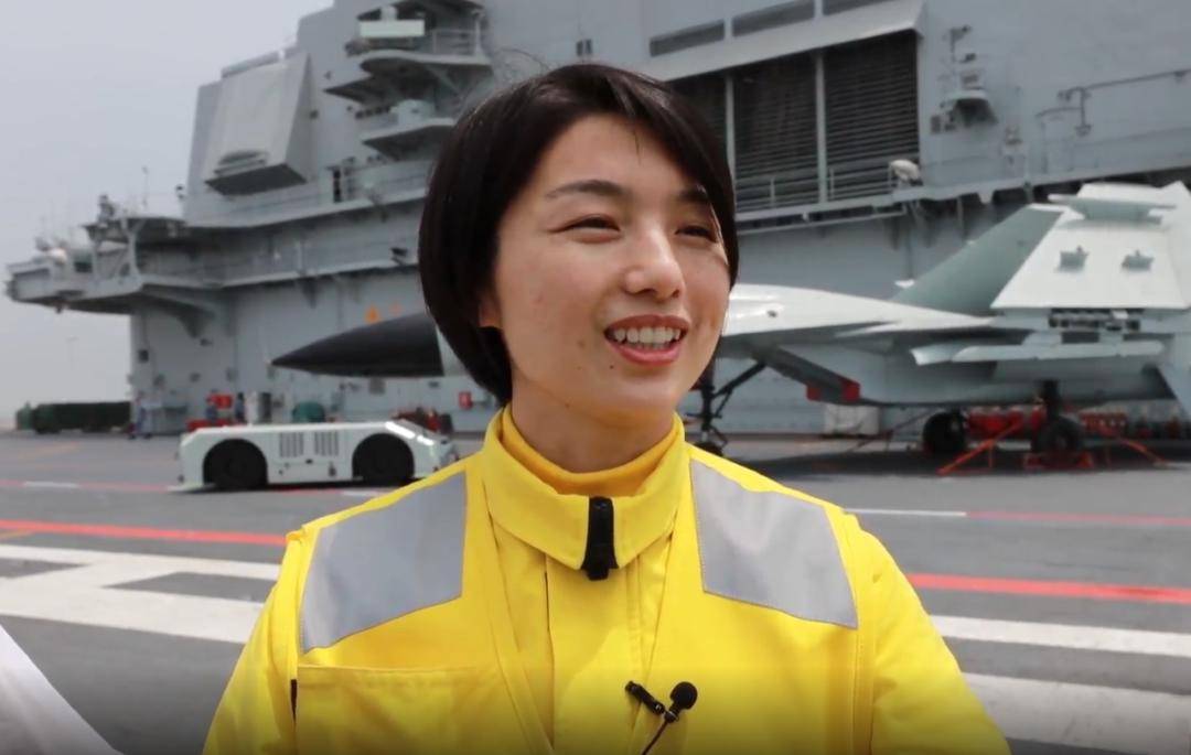 一起来看看 张明珠,全国人大代表,海军辽宁舰女士官长