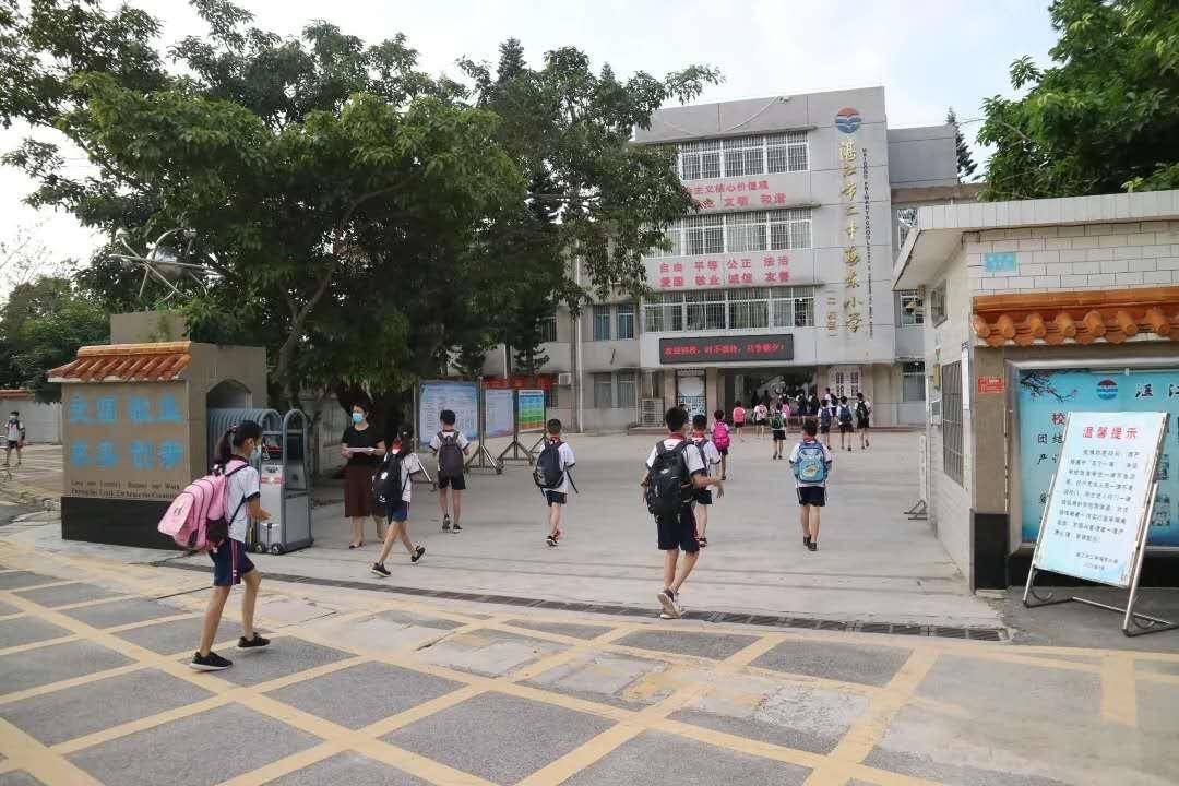 湛江海东中学图片