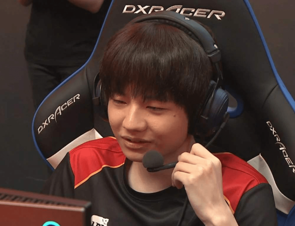 程潇即将入驻斗鱼,刘青松会来观看直播吗?一个细节说明一切!