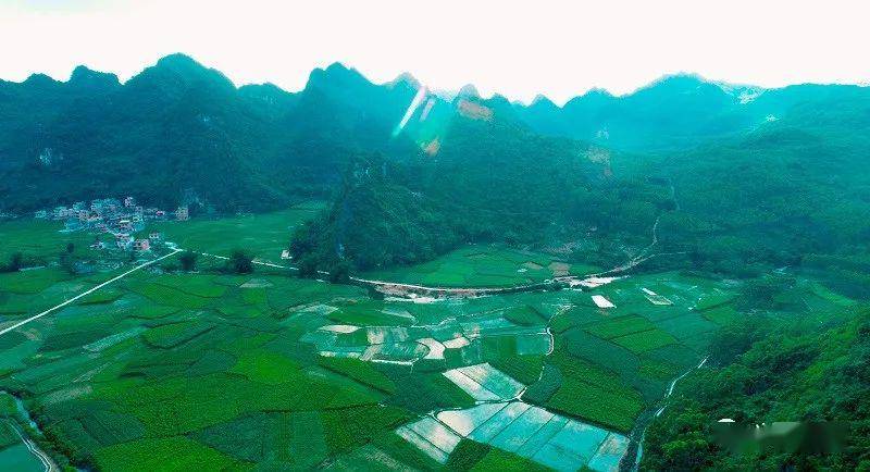 走遍兴宾七洞乡青山绿水美如画小桥流水百姓家