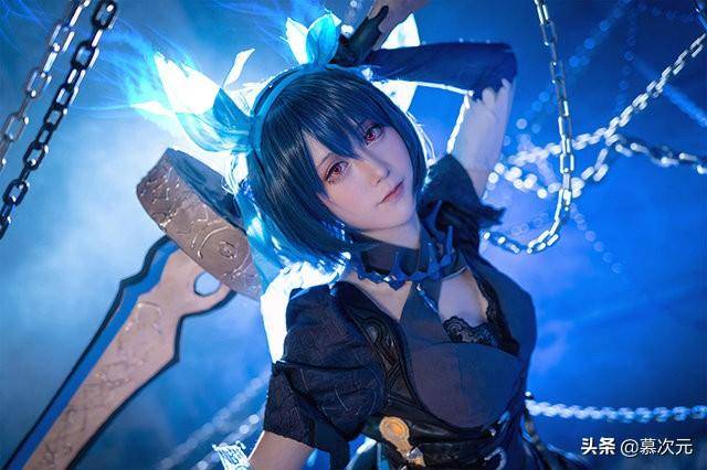 慕次元:死亡愛麗絲cosplay,暗黑童話瞭解一下_束縛