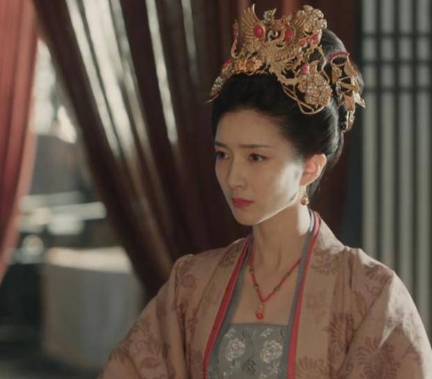 皇后为元佐洗清污名,太宗也没有重新考虑元佐,而是把目光投向小三子