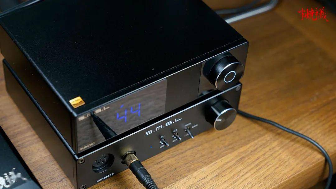 驯服这副传奇耳机的是平平无奇的ta