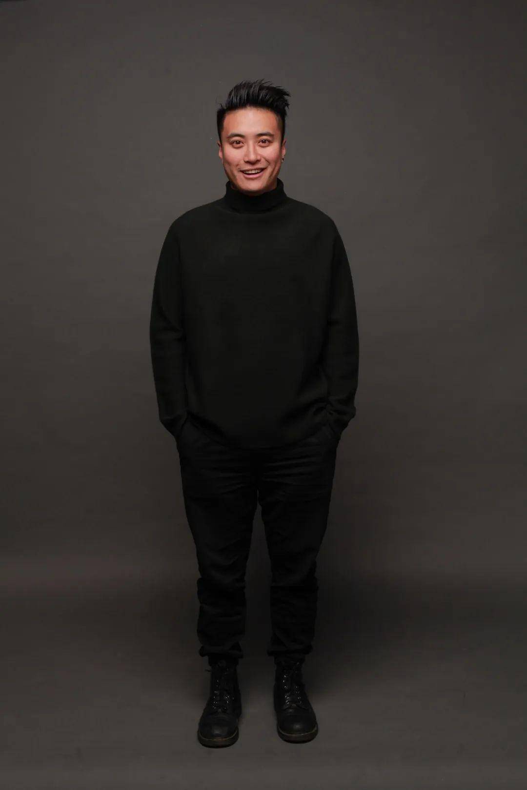 管军,子骞,一丁,小谷将综艺直播间搬到国美