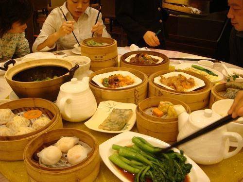 "水浸街"也要饮早茶!这世上有一种淡定,叫广东人_手机搜狐网