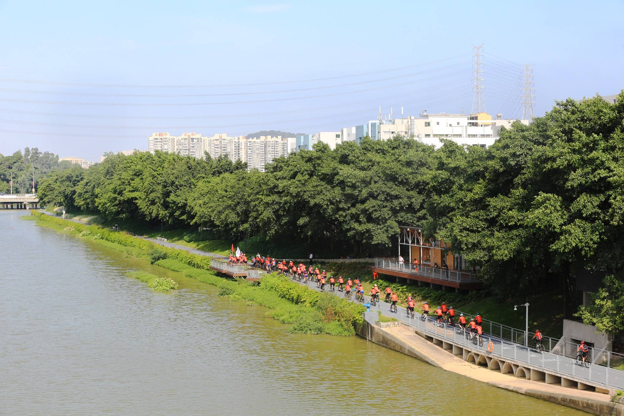 航拍茅洲河感受醉美骑行碧道