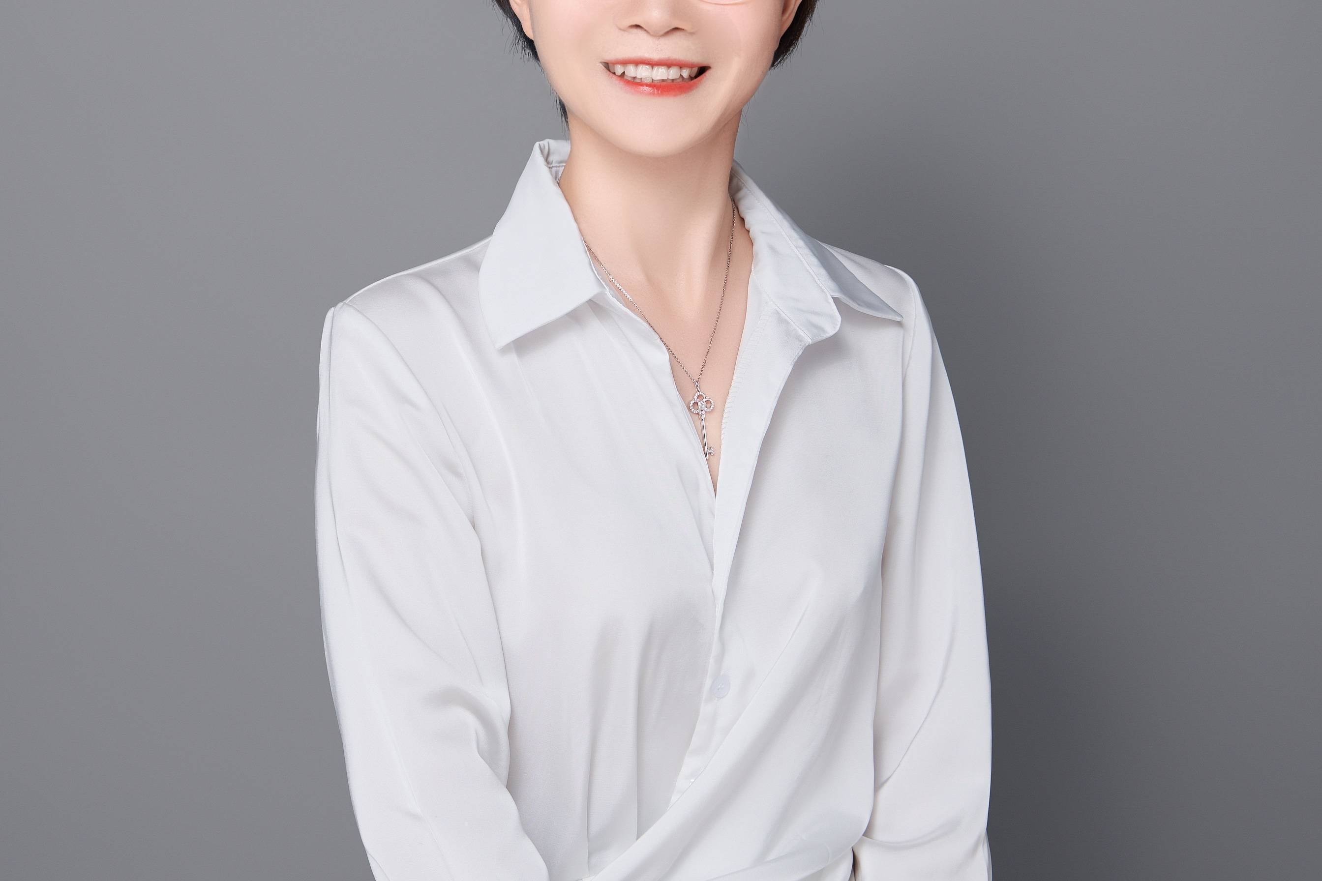 【专访陈霞】从北京邮电大学博士到商业讲师的酸甜苦辣