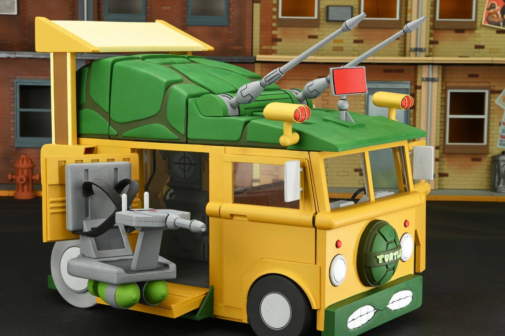 爷童回neca推出7吋动画版忍者神龟龟甲战车