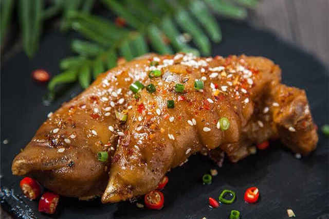 粤北预制菜产业:卤烤猪蹄,营养丰富又十分可口