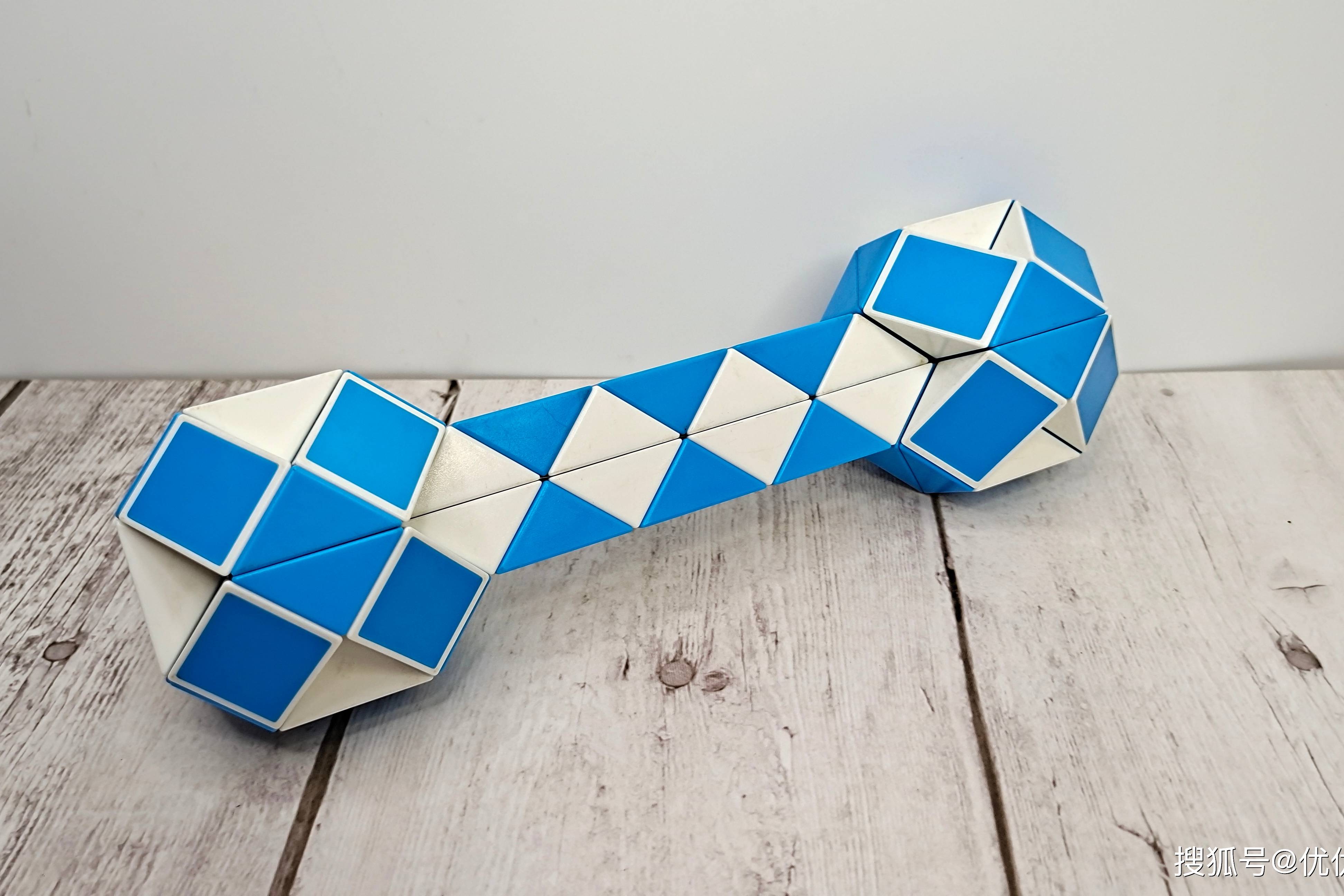 60段魔尺教程变哑铃先做一个球数七节再做一个球一学就会