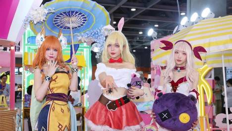 达人齐聚《彩虹岛》广州cicf漫展,带你体验彩虹多巴胺!
