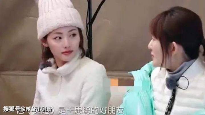 张嘉倪老公被曝出轨，深夜搂妙龄女子回酒店，你怎么看？