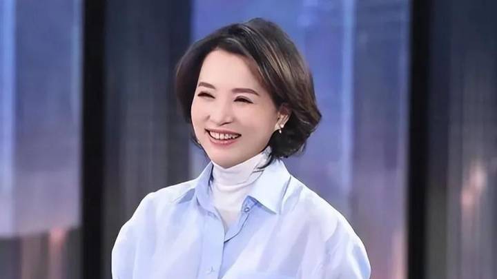 密春雷董卿的声誉受损，你认为原因是什么？