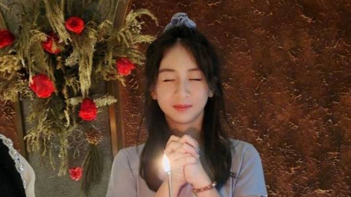 叶一茜给女儿森碟庆祝14岁生日，是在弥补亲情的亏欠吗？