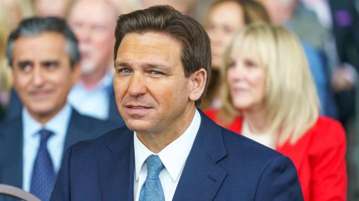 德桑蒂斯拟下月宣布参选美国总统，会成为特朗普最有力党内挑战者吗？